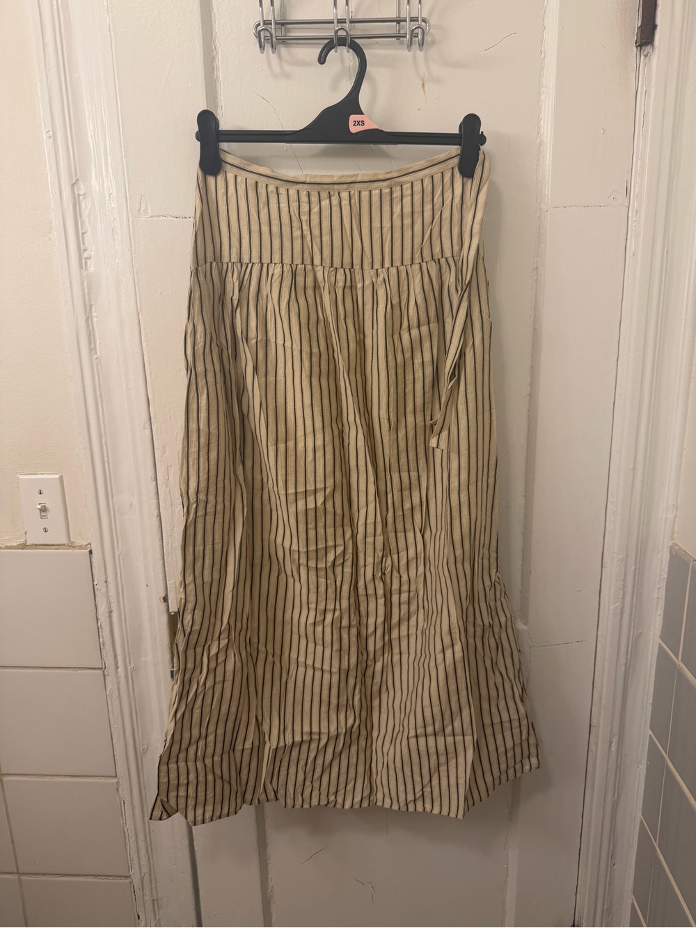 Striped Linen-Blend Maxi Skirt - Cream/Black